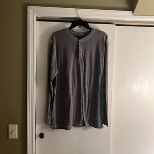 Men’s long sleeve Henley shirt, Size XL